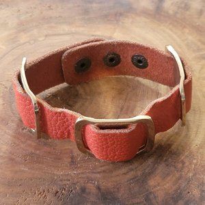 Yik Fung Leather snap bracelet